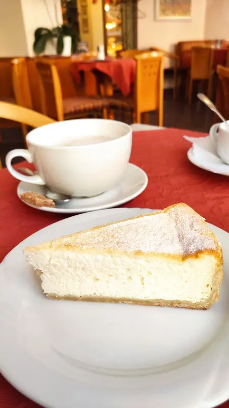 Guna Danilāne_Konditorei Ritter_Uffenheim_recensione