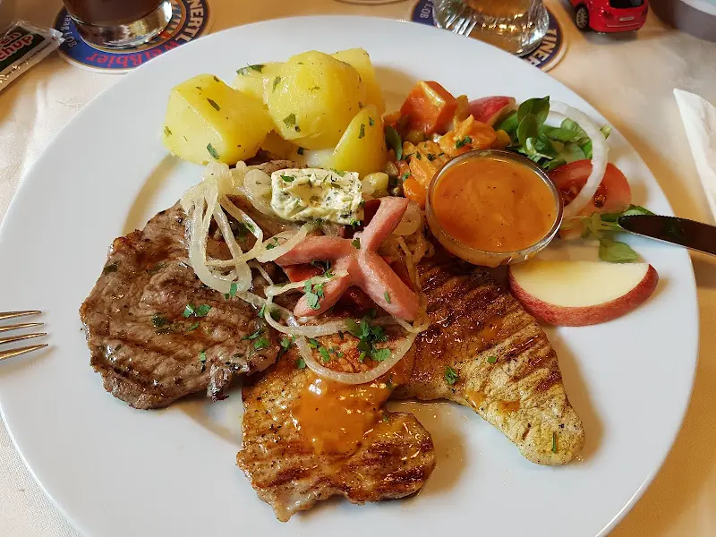 Gasthaus Huber_Unterreit_slider_image_2