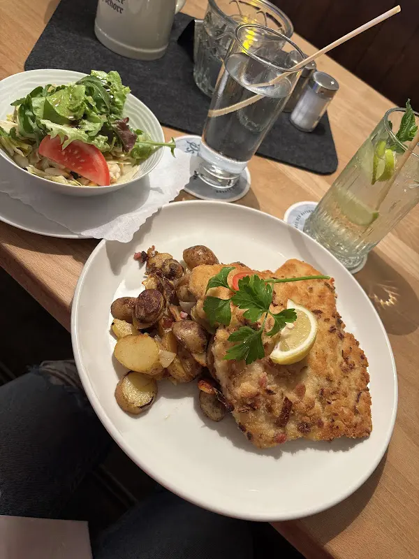 Danielle Clark_s´Wirtshaus O´gau_Oberammergau_review