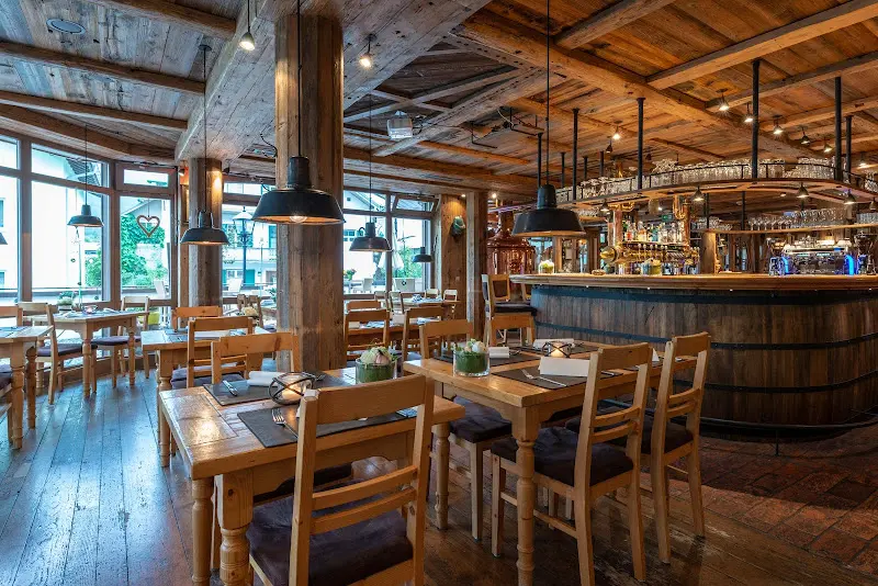 Ammergauer Maxbräu restaurant in Oberammergau