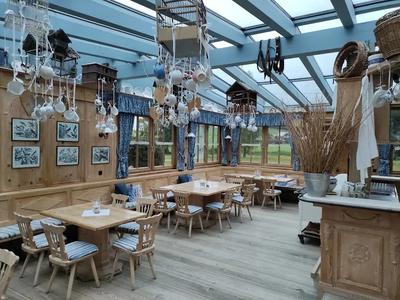 Gasthaus u. Metzgerei zum Bären_Untrasried_slider_image_1