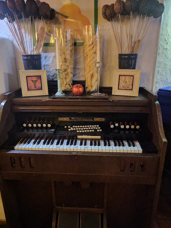 NovaDNG_RESTAURANT MEDITERRAN_Coburg_review