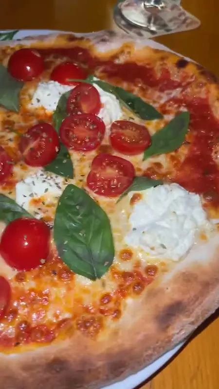 RESTAURANT MEDITERRAN_Coburg_slider_image_2