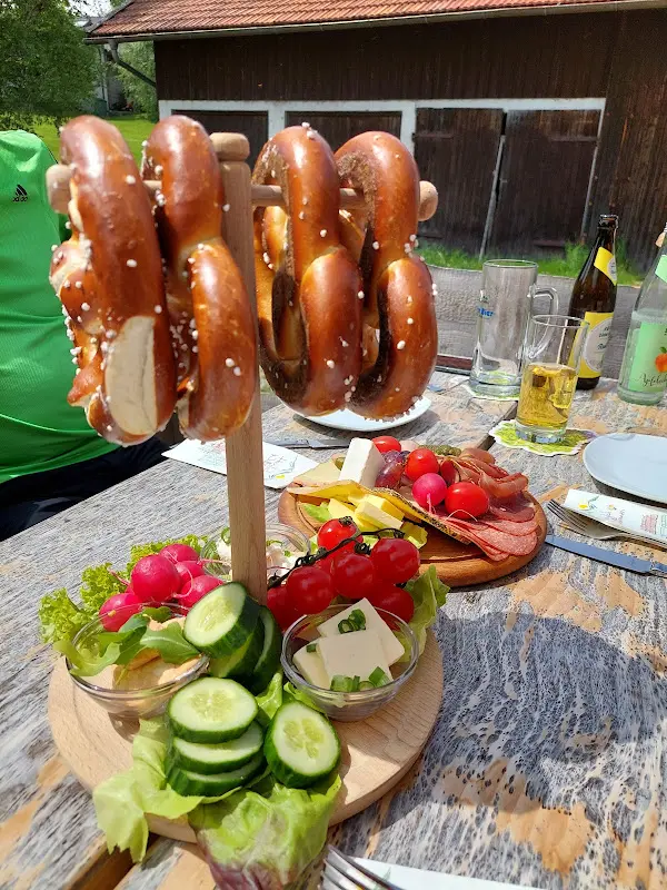 Gaststätte Beim Höllbauer_Unterthingau_slider_image_2