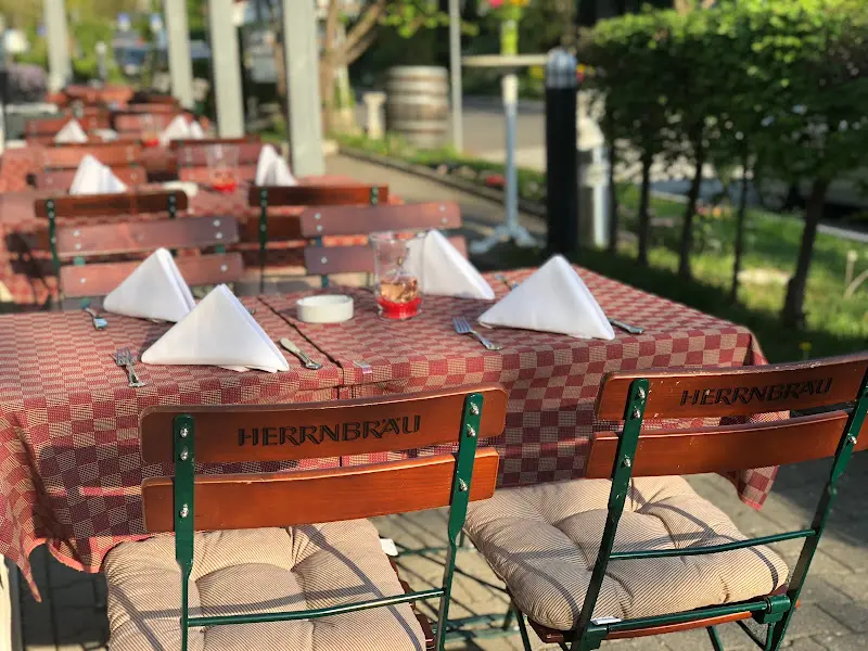 Tandoori flame restaurant in Unterföhring