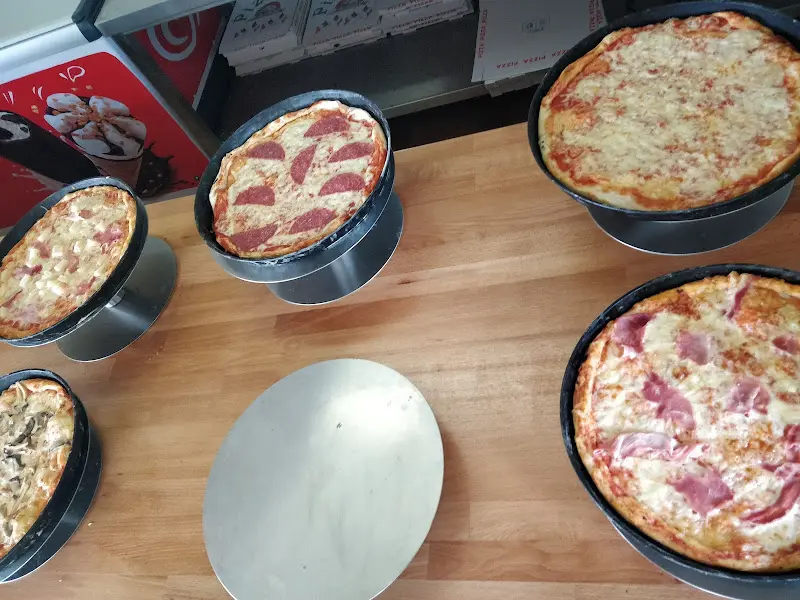 Surfer Kiosk restaurant in Unterföhring