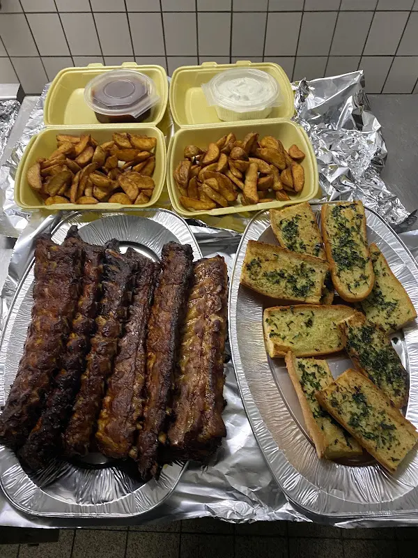 Bräustüberl Valley - Fares Lozano_Valley_slider_image_3