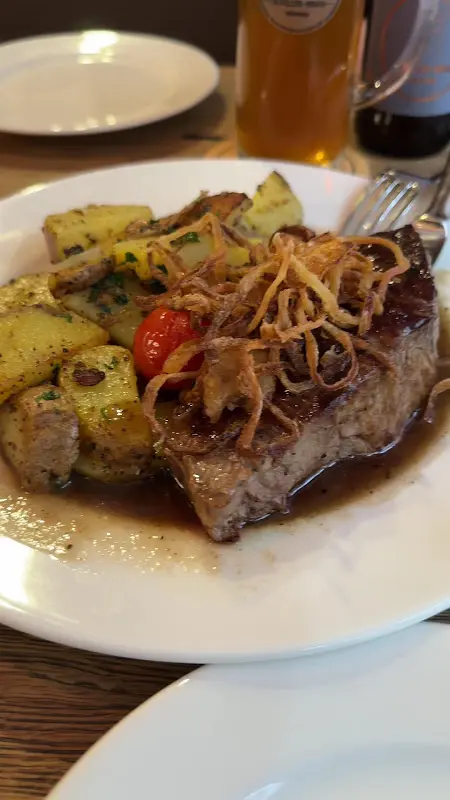 Schiller Bavarian Beerhouse_München_slider_image_2