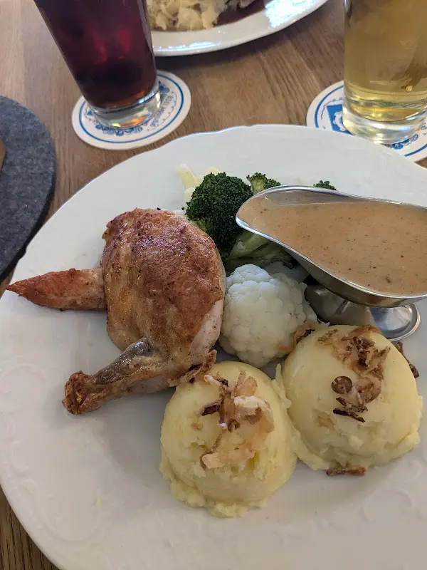 Enrica Sarra_Gaststätte Burg Pappenheim_München_review