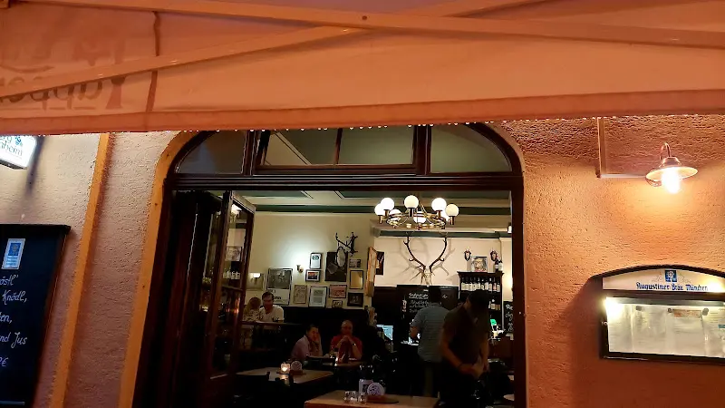 Gaststätte Burg Pappenheim restaurant in München