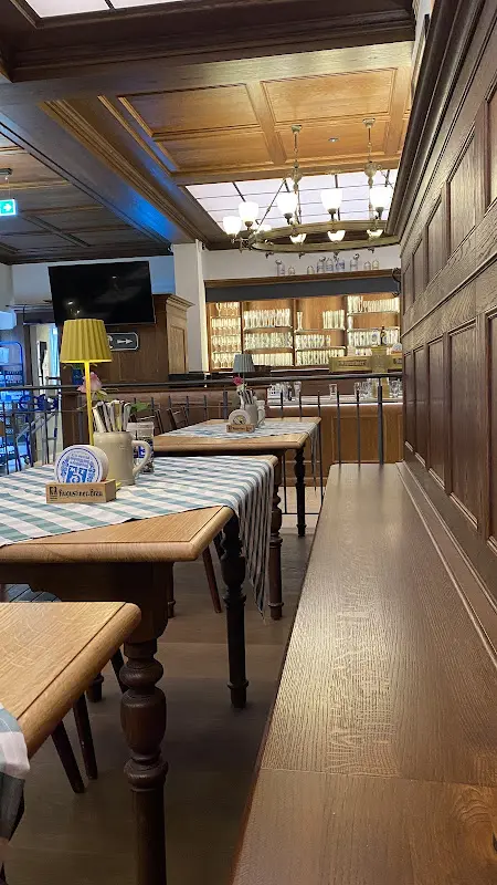 Wirtshaus am Bavariapark_München_slider_image_3