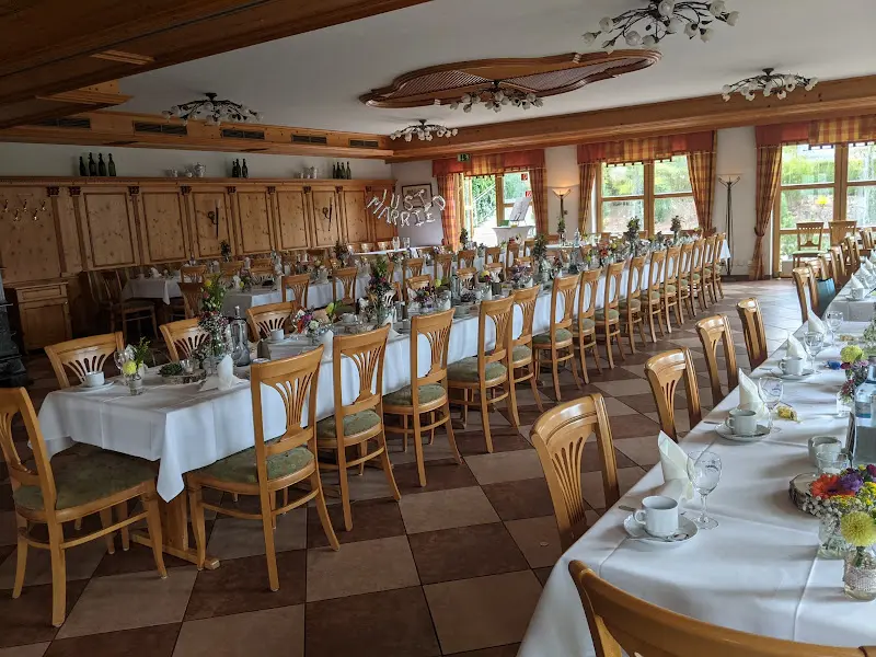 Gasthof Erlhof Erras Manfred restaurant in Ursensollen