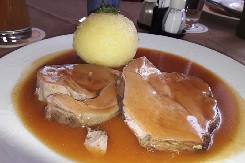 Gasthof & Fremdenzimmer Reif_Ursensollen_slider_image_2