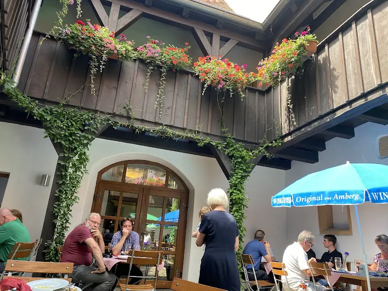 Lukas Kristiansen Krondorf_Schießl Wirtshaus_Amberg_review