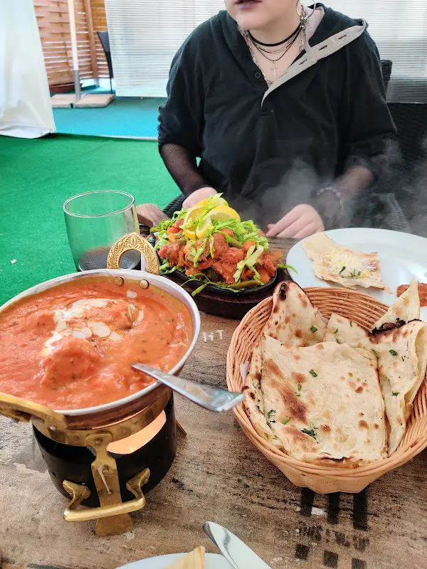 Christopher Johnson_Royal India Restaurant_Amberg_review
