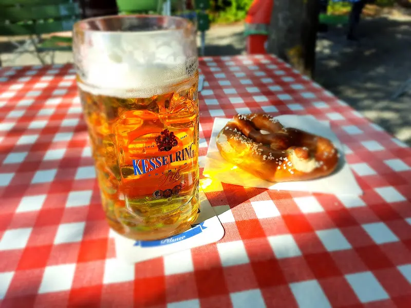 Bogdan Brosteanu_Meegärtle_Veitshöchheim_recensione