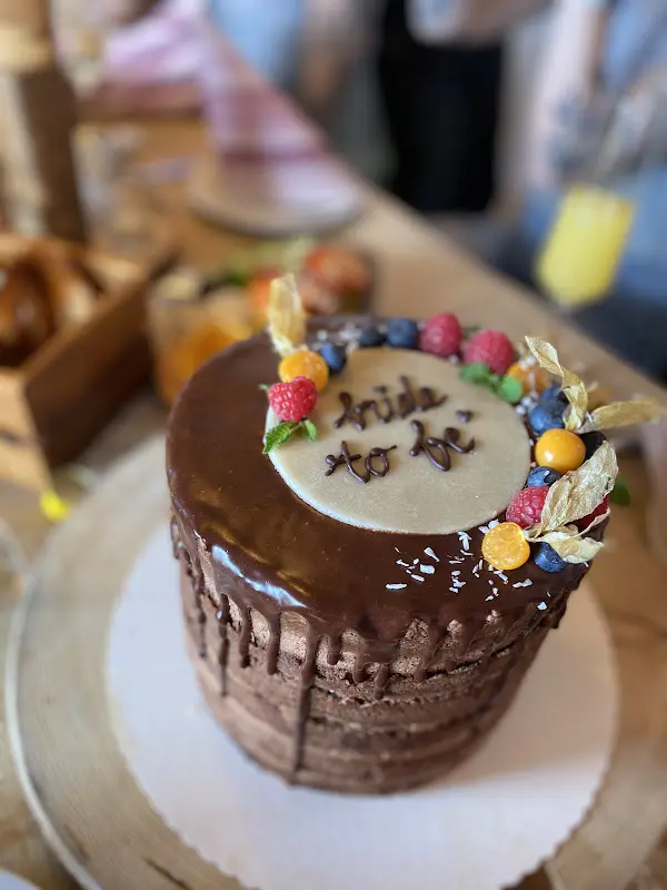 Jana Hanrieder_Cafe Hiesig_Vogtareuth_review