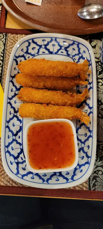 Donae Walker_Sai Nam_Vilseck_review