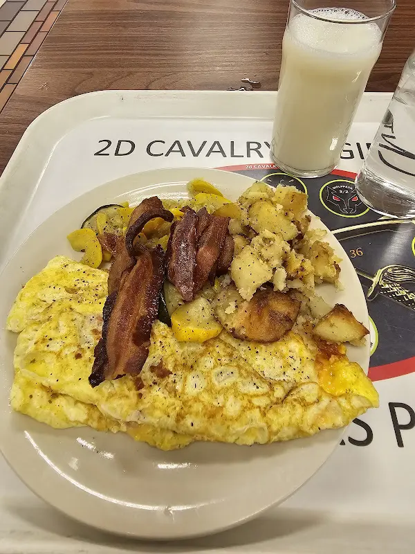 baco tell_2CR Dragoon Inn Warrior Restaurant_Vilseck_review