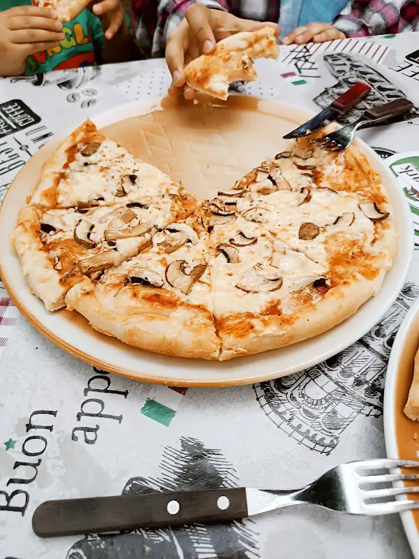 Pepino’s Pizza - Lounge_Viechtach_slider_image_3