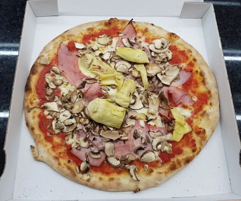 PizzaGattoNero_Viechtach_slider_image_2