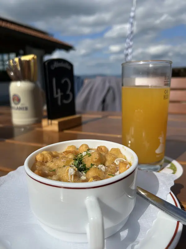 Johannes Fleischer_Berggasthof Hinterwies_Englmar_review