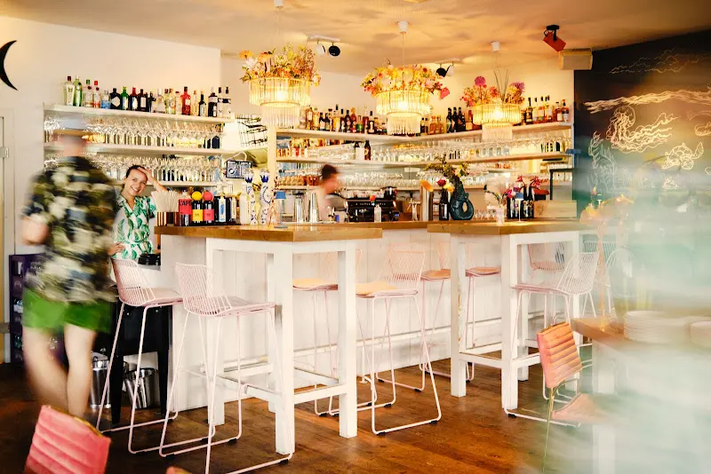 Restaurant UNGEHEUER Velden_Austria_slider_image_1