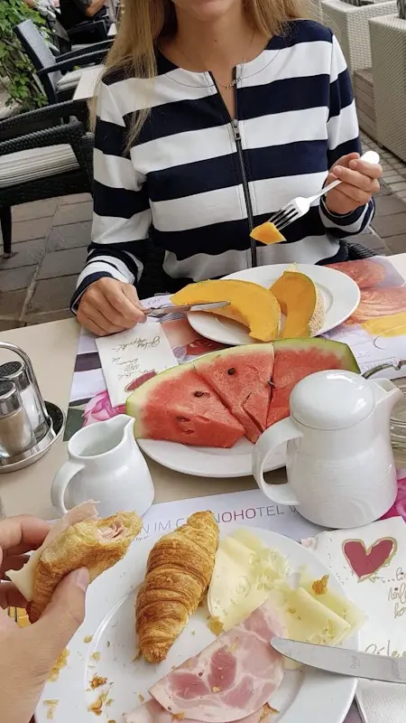 Elisa Katharina_Casinohotel Velden_Austria_recensione