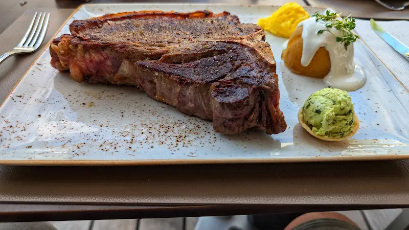 GORITSCHNIGGs Lunch am Tag | Steakhaus am Abend_Austria_slider_image_2