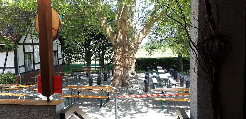 Gaststätte Riedhof | Biergarten mit Innen- und Aussenbereich (Brennholzverkauf)_Vöhringen_slider_image_1