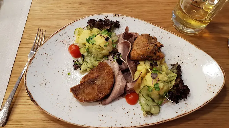 Hotel & Restaurant Vogelsburg Volkach - Einkehren. Besinnen. Genießen._Volkach_slider_image_3