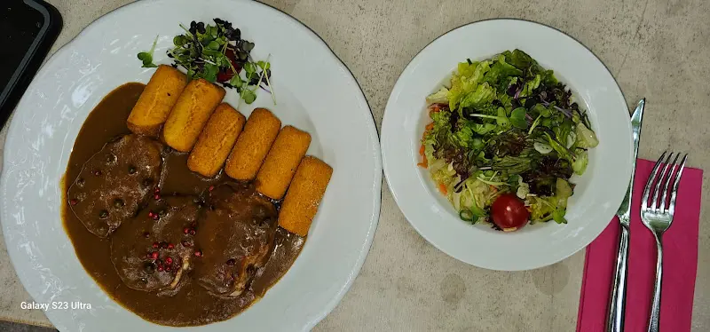 Thomas Vogt_Brauner Bär und weiße Taube • Fränkische Gastwirtschaft_Volkach_review