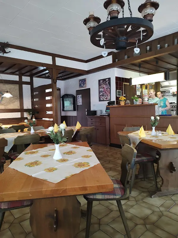 Gasthaus Zur Mainschleife restaurant in Volkach