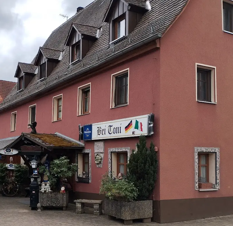 Pizzeria Toni_Vorra_slider_image_3