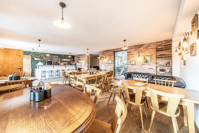 Hoppebräu Brauerei und Zapferei ristorante a Waakirchen