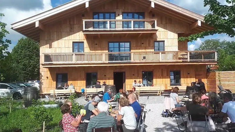 Hoppebräu Brauerei und Zapferei_Waakirchen_slider_image_2