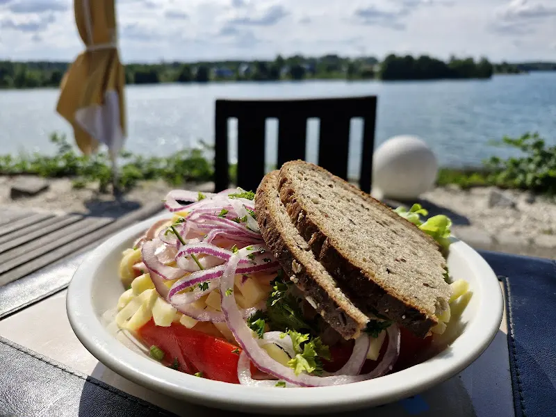 SEASIDE Restaurant | Terrasse | Biergarten_Wackersdorf_slider_image_2