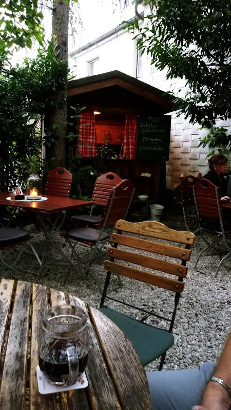 Peter Pucher_Punti Wirt - Christian Schwarz Puntiwirt_Austria_review