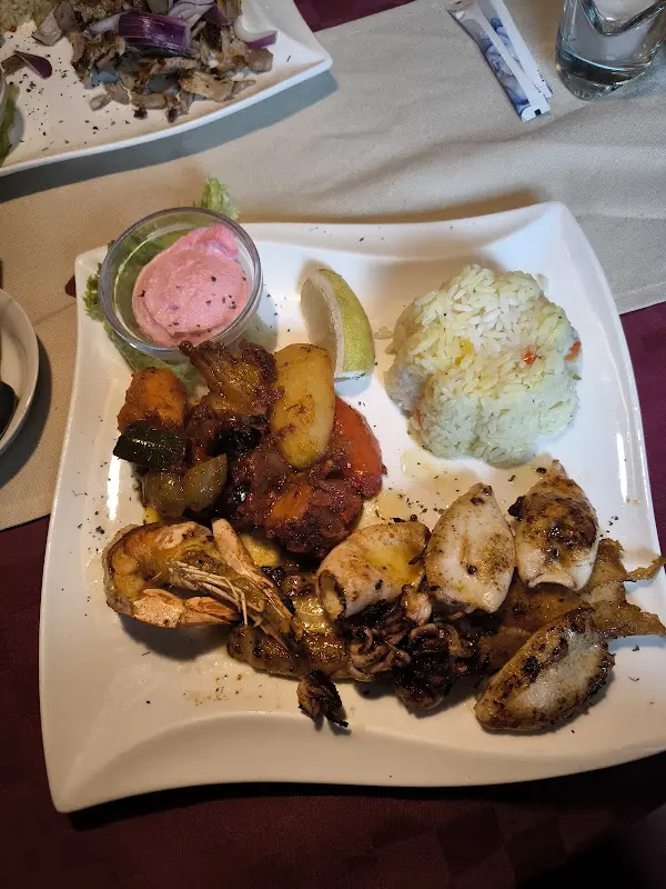 Stasy M_Griechisches Restaurant Zeus_Austria_recensione