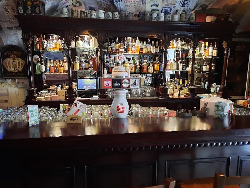 ums Eck Tom´s Pub & Whisky Corner ristorante a Austria