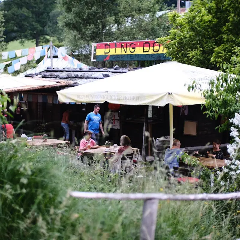DingDong Gartenlokal restaurant in Wackersberg