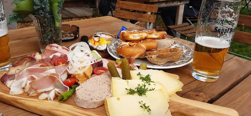 DingDong Gartenlokal_Wackersberg_slider_image_3