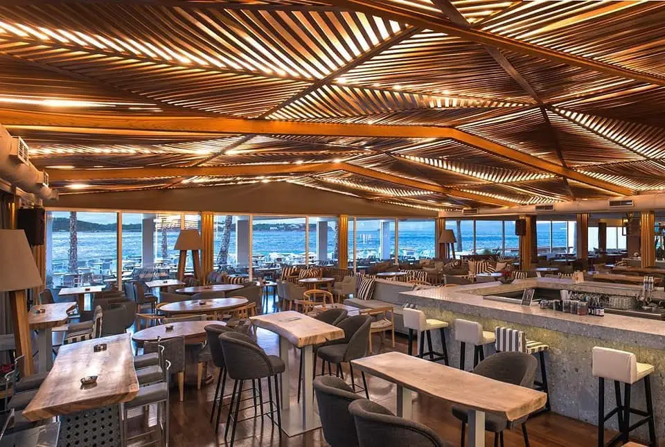 Riviera Coast_Voúla_slider_image_1