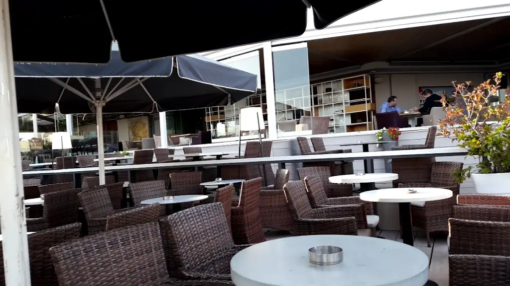 Riviera Coast_Voúla_slider_image_2