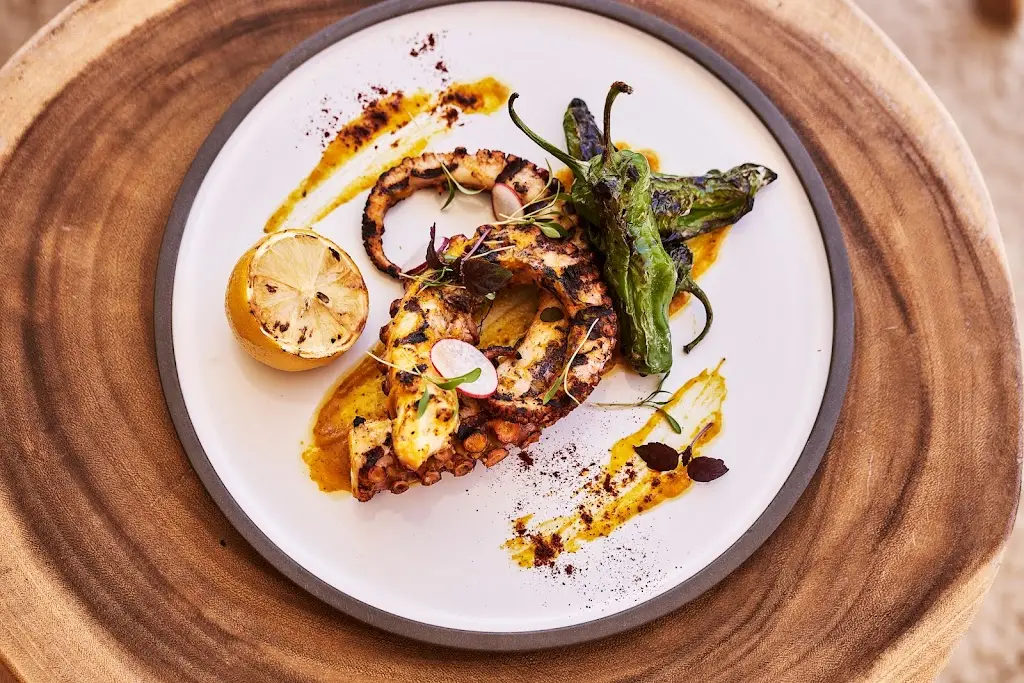 Toro Del Mar_Voúla_slider_image_3