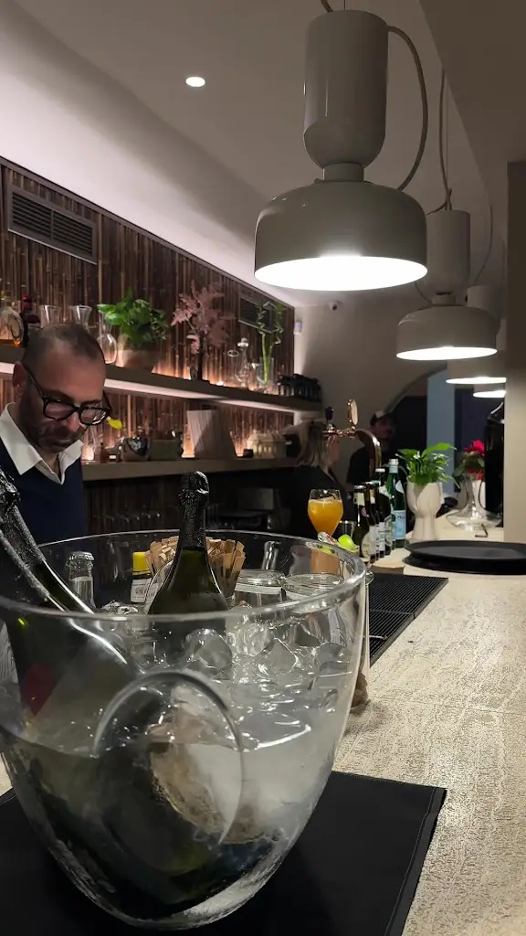 Sàlve Dining Bar_Voúla_slider_image_2