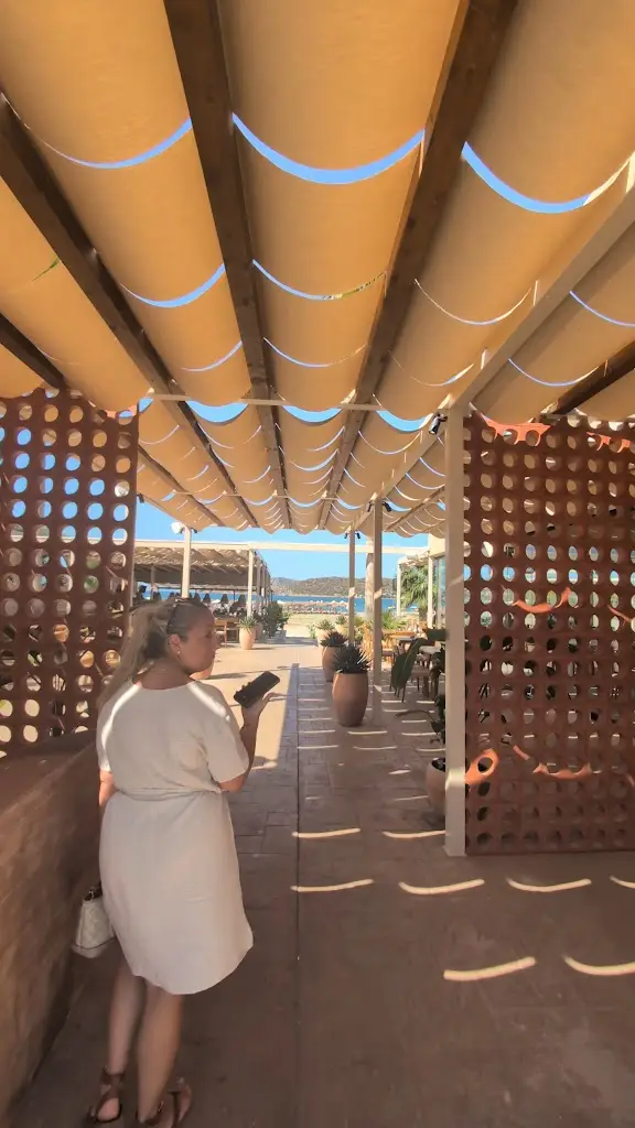 Theros By The Sea_Anávyssos_slider_image_2