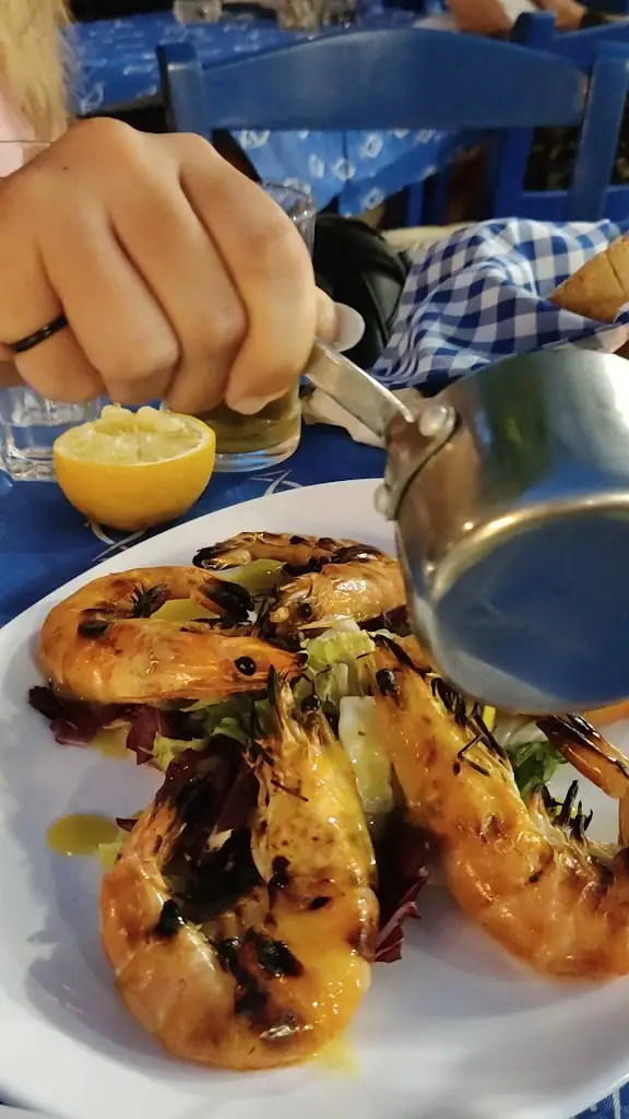 Paradosiakó_Ýdra_slider_image_2