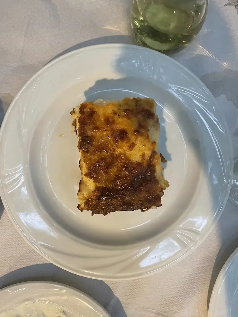 Fran Herro_XERI ELIA - DOUSKOS_Ýdra_Bewertung