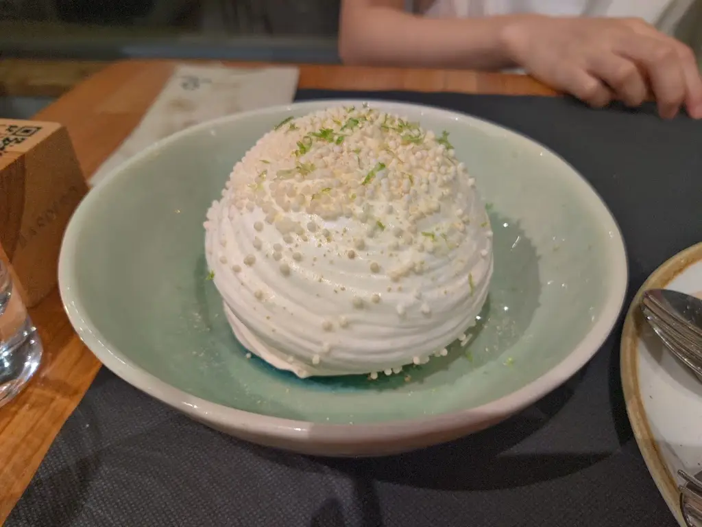 Chris Charla_Pickle Burgers Hydra_Ýdra_Bewertung